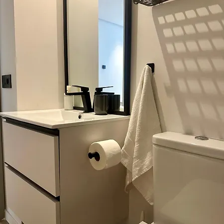 Muy Centrico E Ideal Para Parejas O Teletrabajo * Malaga